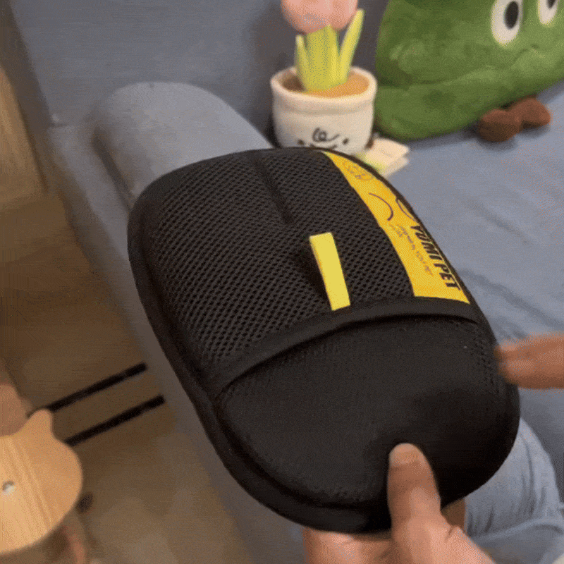 Electrostatic De-Fur Glove