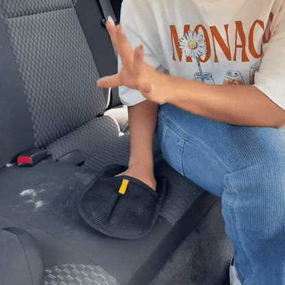 Electrostatic De-Fur Glove